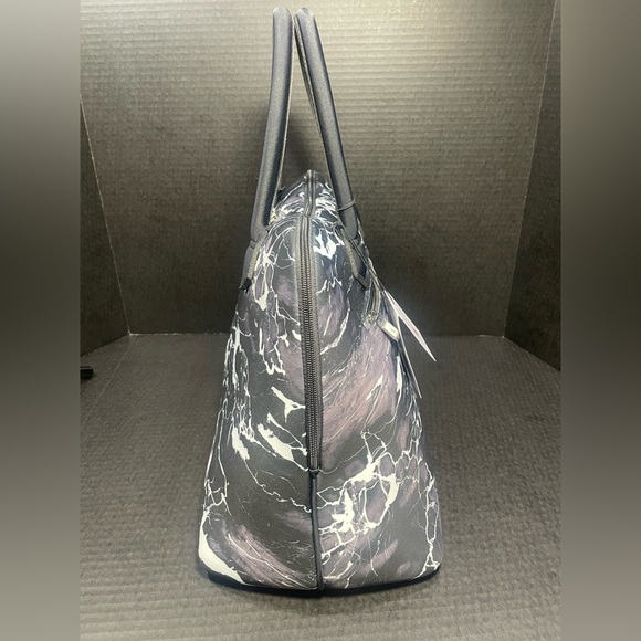 BNWT Princess Maxi Handbag Made in Italy RAINPROOF GREAT GIFT! BEAUTIFUL! - Picture 5 of 15